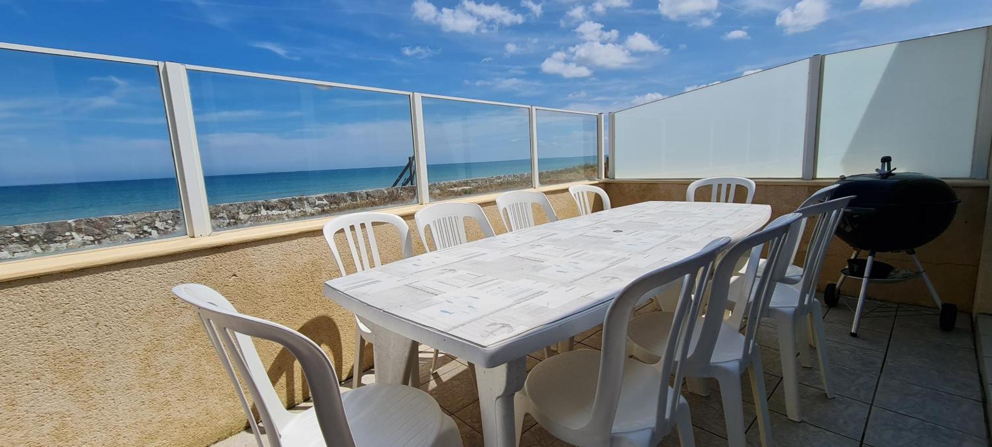 Villa Relais Des Iles Saint Marcouf Exterior foto